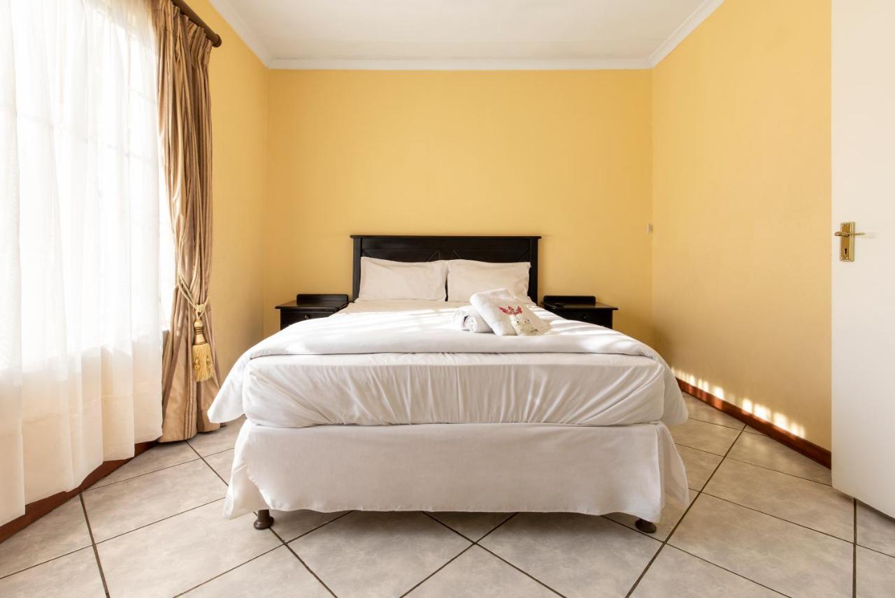 Casas Navio Guest House Johannesburg Dış mekan fotoğraf