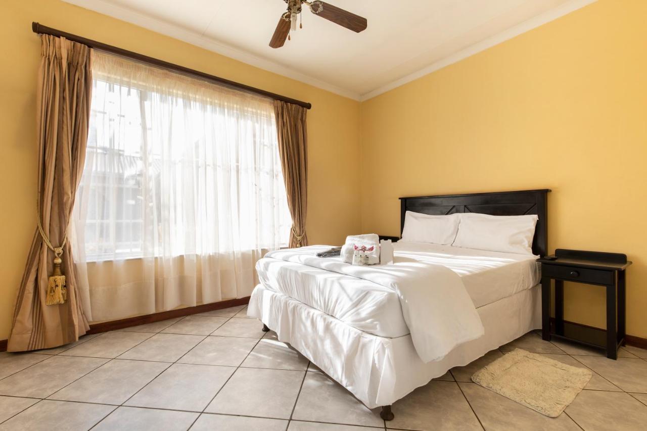 Casas Navio Guest House Johannesburg Dış mekan fotoğraf