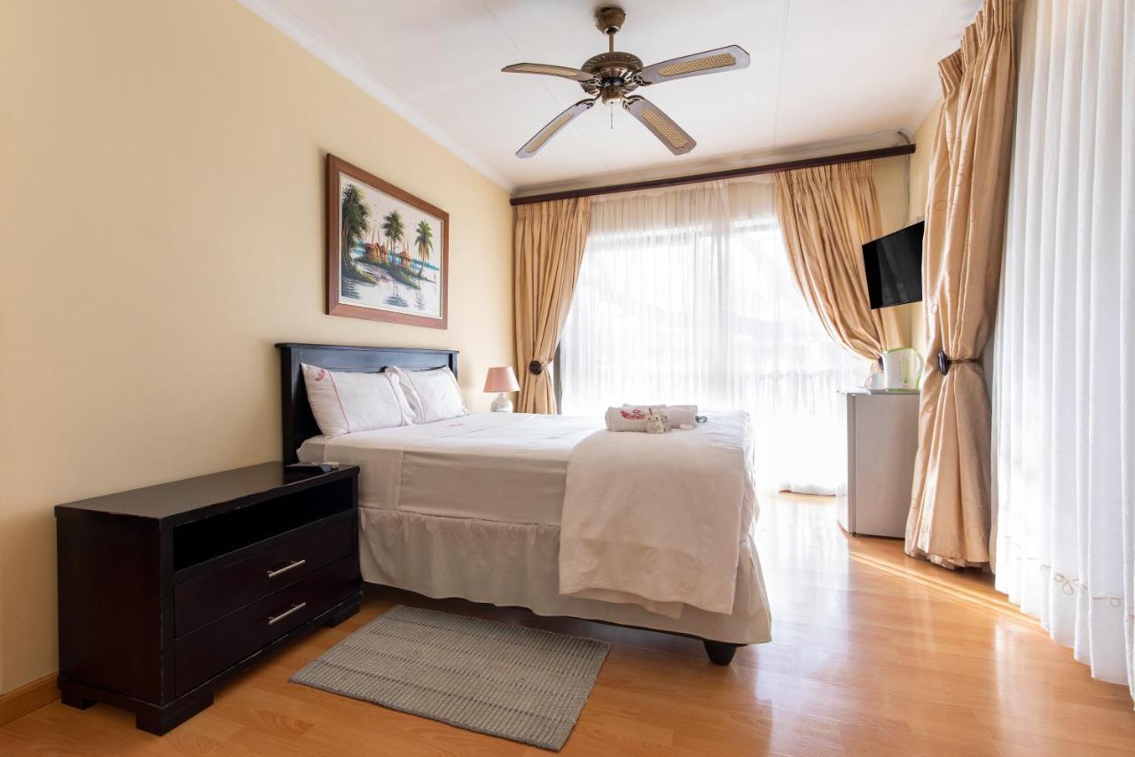 Casas Navio Guest House Johannesburg Dış mekan fotoğraf